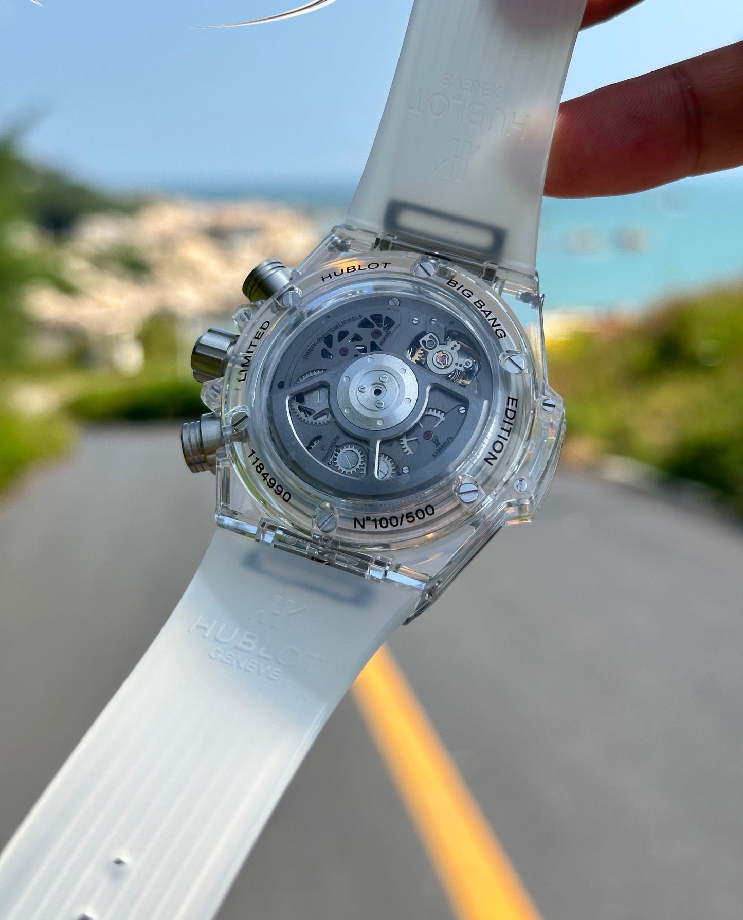 Hublot BIG BANG Classic Series 411.JX.4802.RT "Transparent Watch"