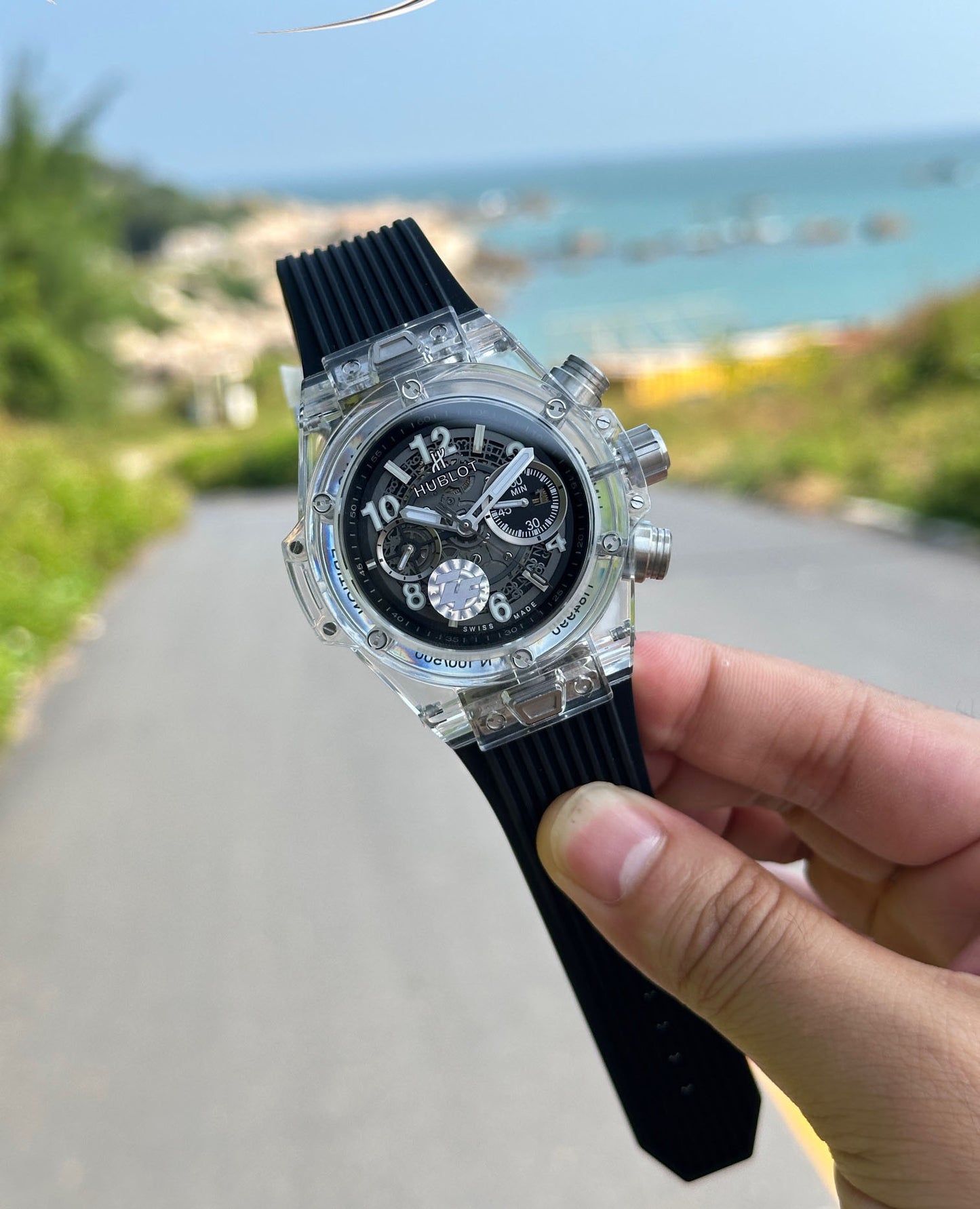 Hublot BIG BANG Classic Series 411.JX.4802.RT "Transparent Watch"