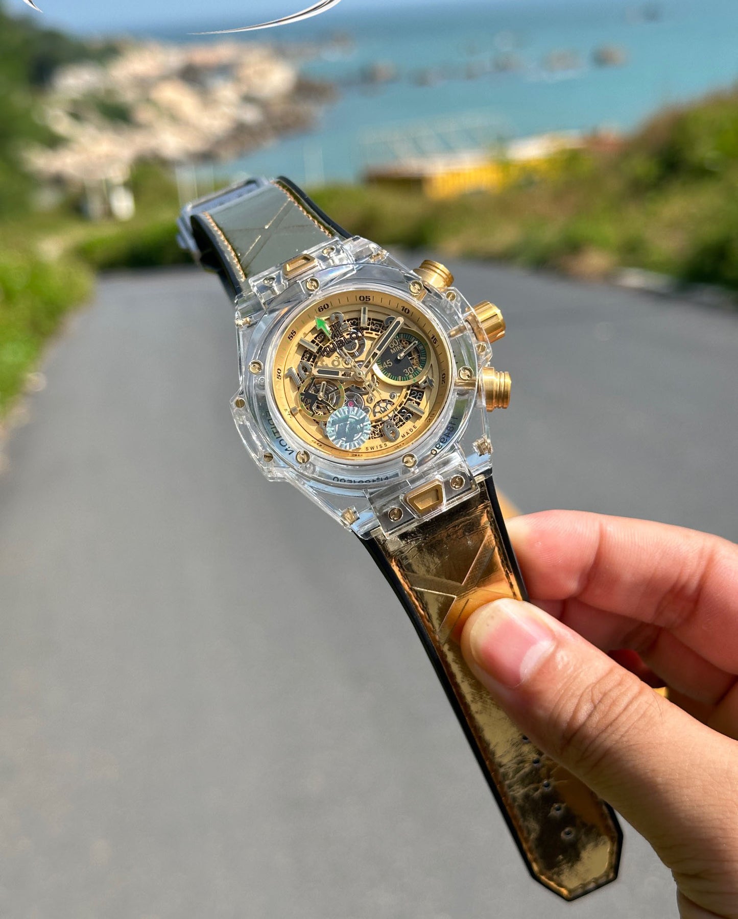 Hublot BIG BANG Classic Series 411.JX.4802.RT "Transparent Watch"