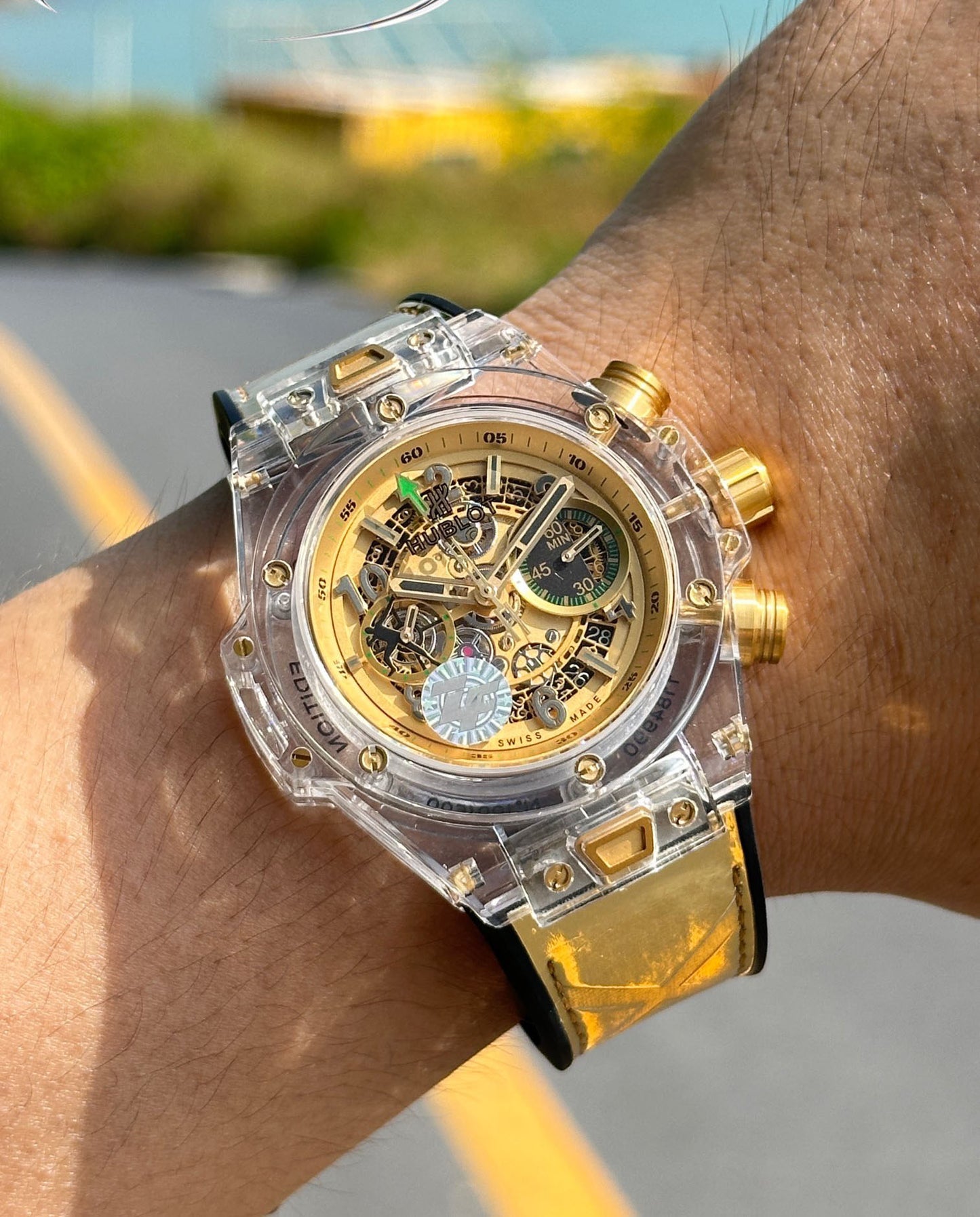 Hublot BIG BANG Classic Series 411.JX.4802.RT "Transparent Watch"