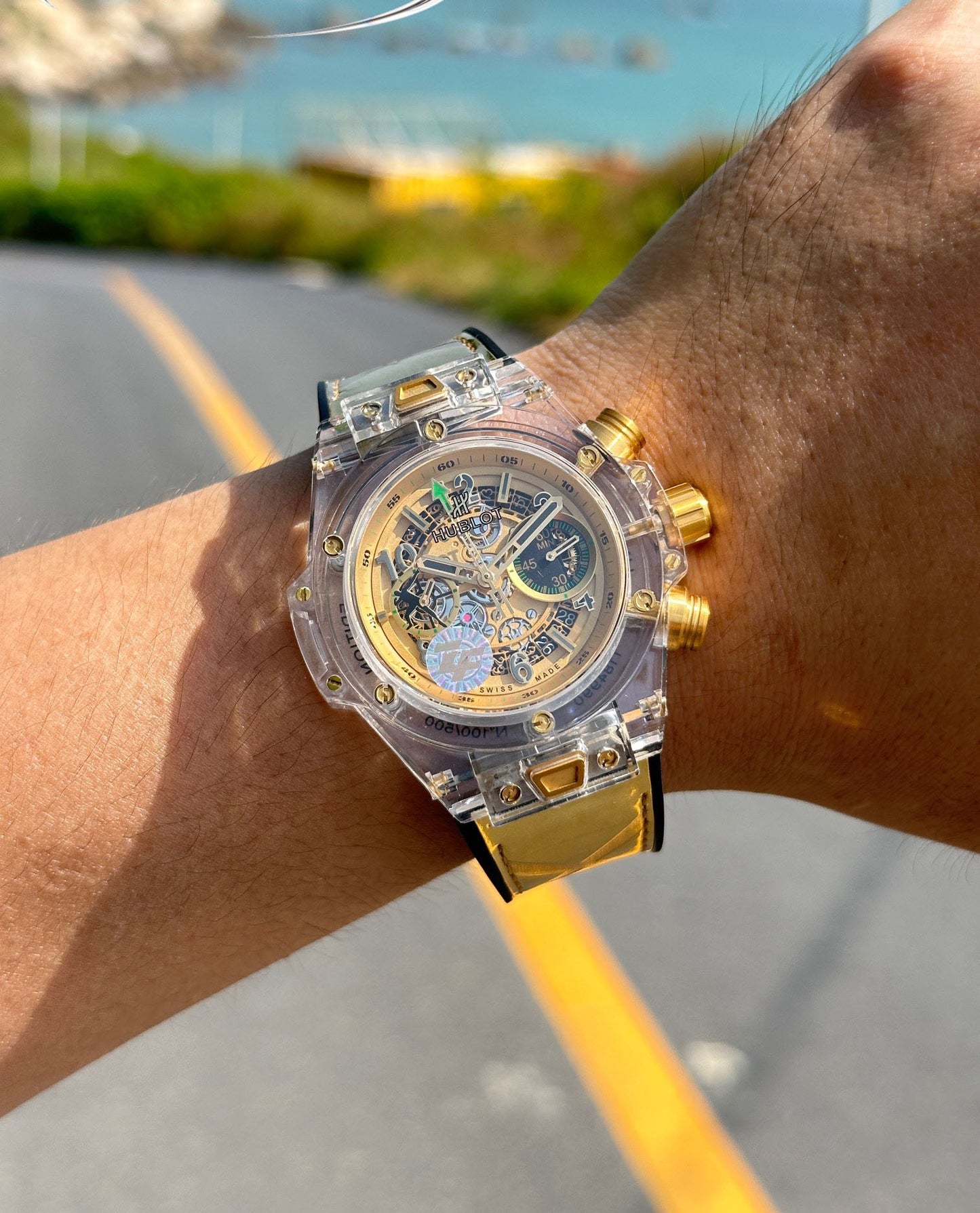 Hublot BIG BANG Classic Series 411.JX.4802.RT "Transparent Watch"
