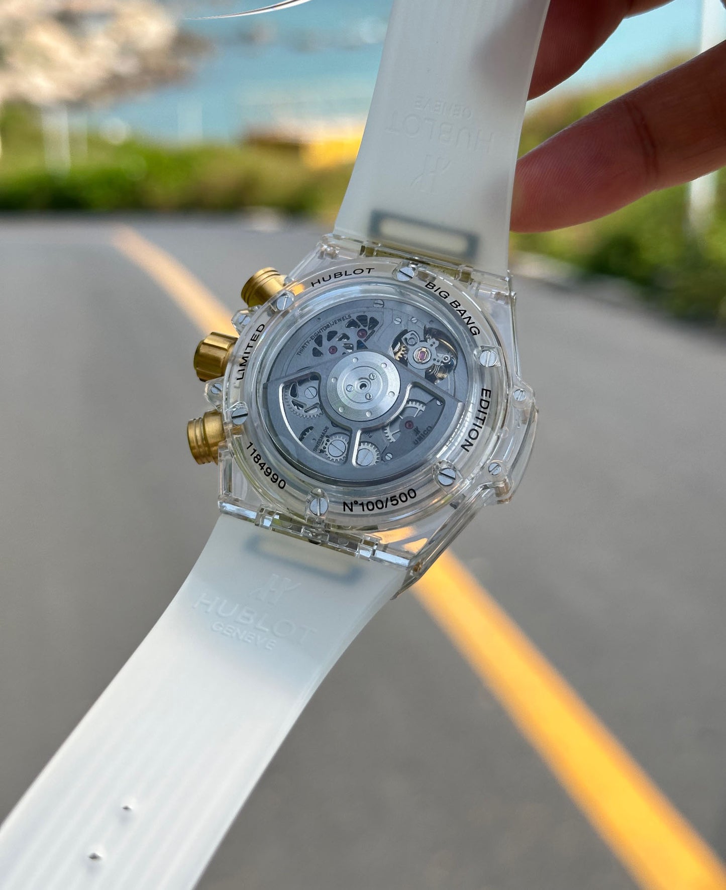 Hublot BIG BANG Classic Series 411.JX.4802.RT "Transparent Watch"