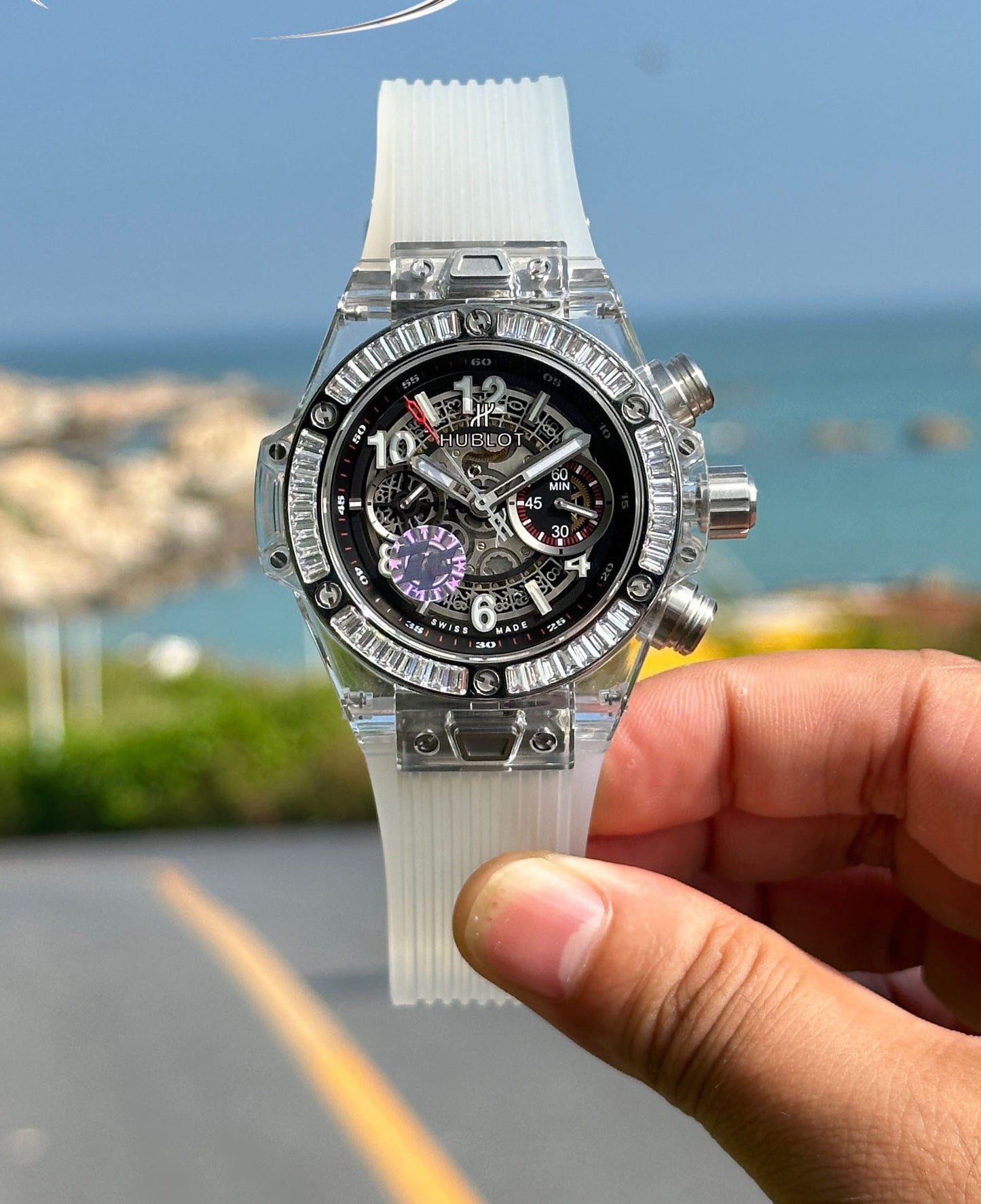 Hublot BIG BANG Classic Series 411.JX.4802.RT "Transparent Watch"