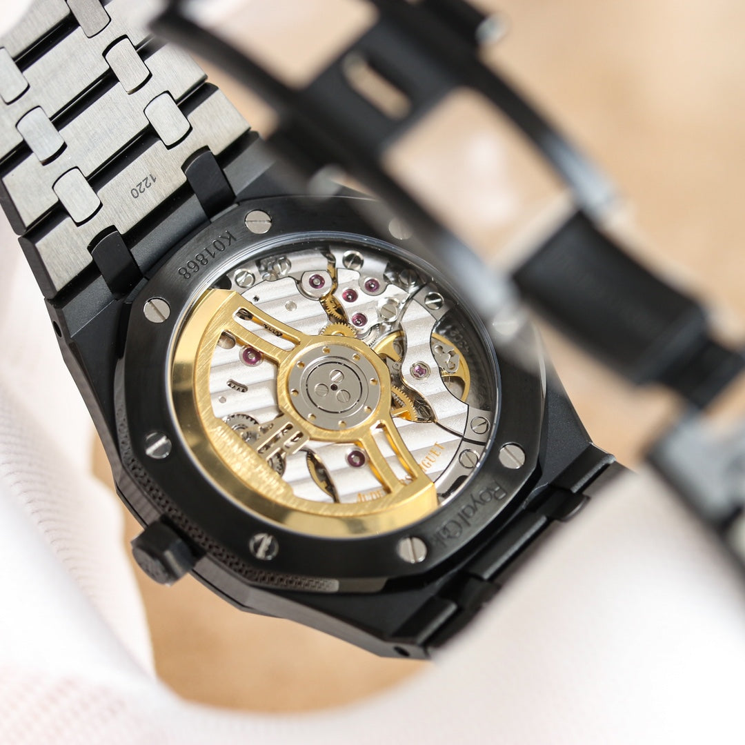 Audemars Piguet Royal Oak 15500 Wrist Watch