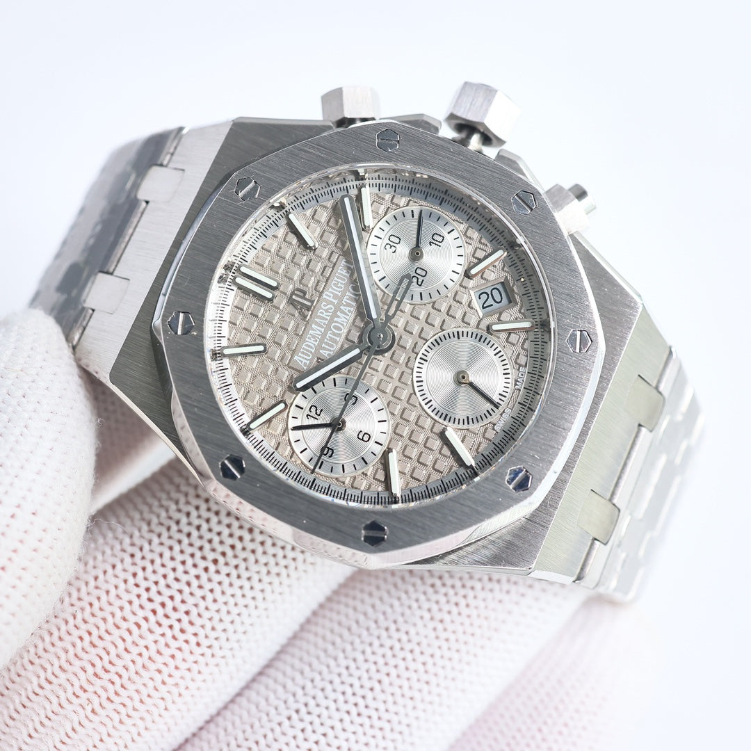 Audemars Piguet Royal Oak Multifunctional Wrist Watch for Men