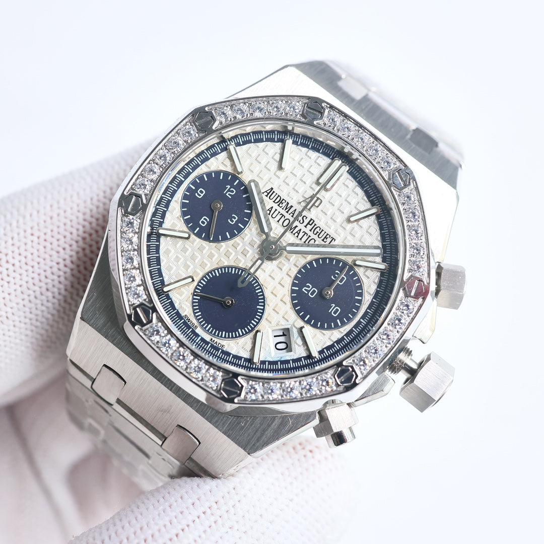 Audemars Piguet Royal Oak Multifunctional Wrist Watch for Men