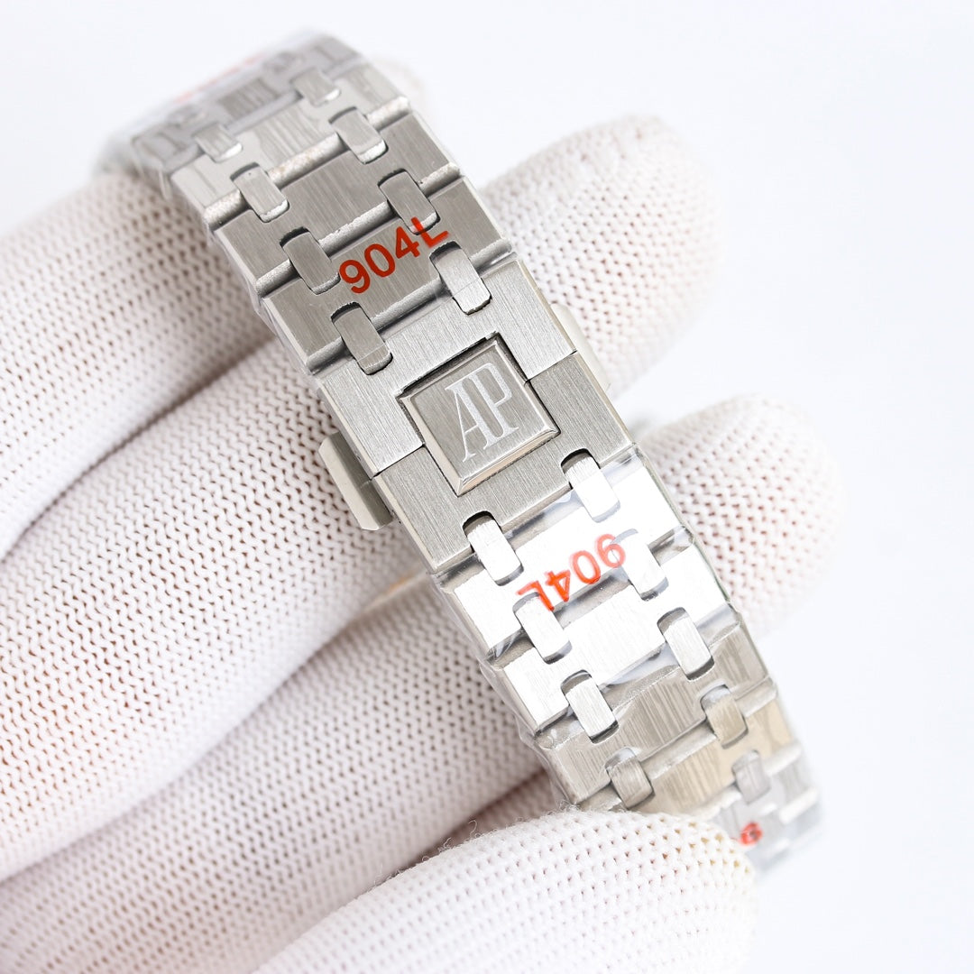 Audemars Piguet Royal Oak Selfwinding Wrist Watch Diamond Bezel Edition