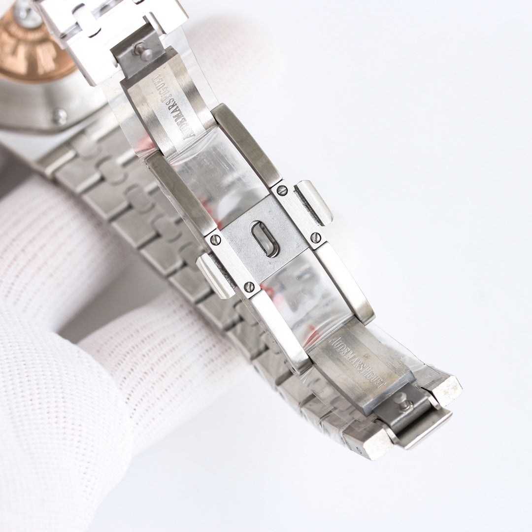 Audemars Piguet Royal Oak Selfwinding Wrist Watch Diamond Bezel Edition