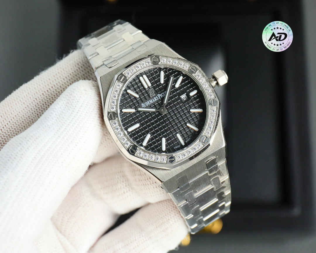 Audemars Piguet Royal Oak Quartz Women's Wrist Watch