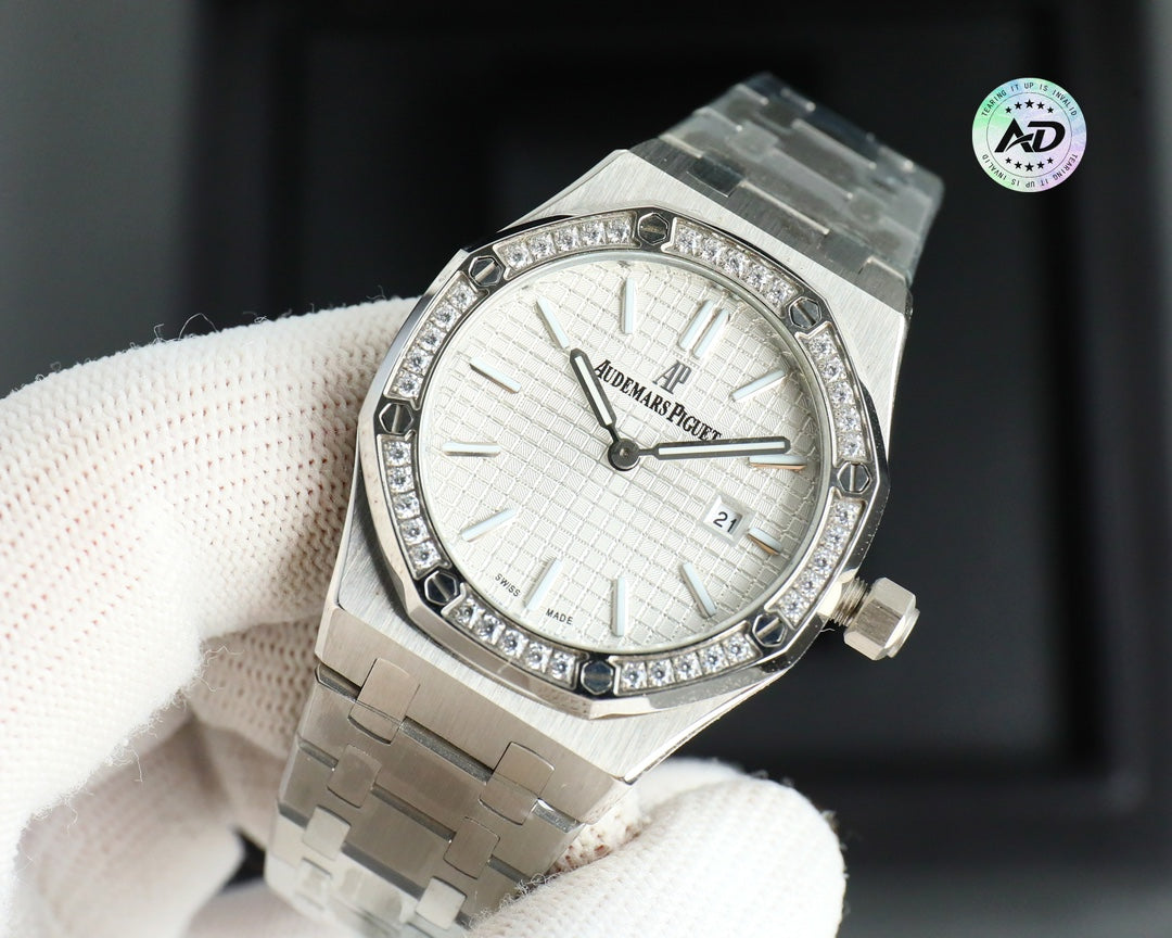Audemars Piguet Royal Oak Quartz Women's Wrist Watch