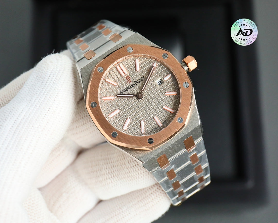 Audemars Piguet Royal Oak Quartz Wrist Watch for Women