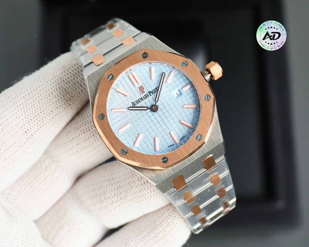 Audemars Piguet Royal Oak Quartz Wrist Watch for Women