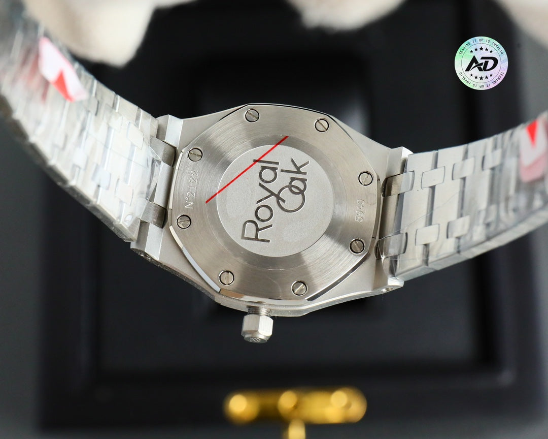 Audemars Piguet Royal Oak Quartz Wrist Watch for Women