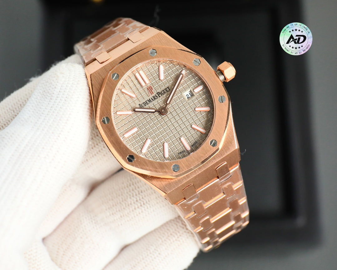 Audemars Piguet Royal Oak Quartz Wrist Watch for Women