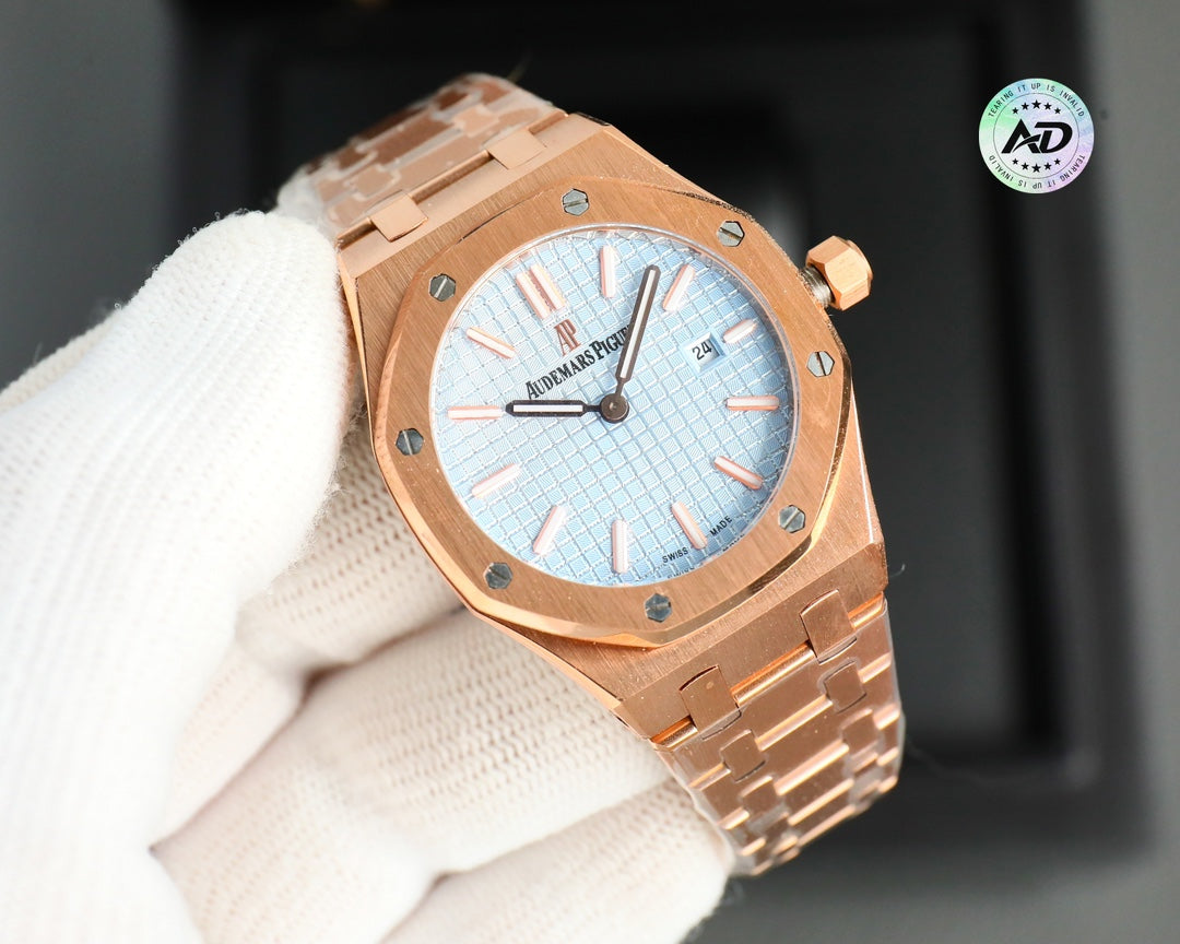 Audemars Piguet Royal Oak Quartz Wrist Watch for Women