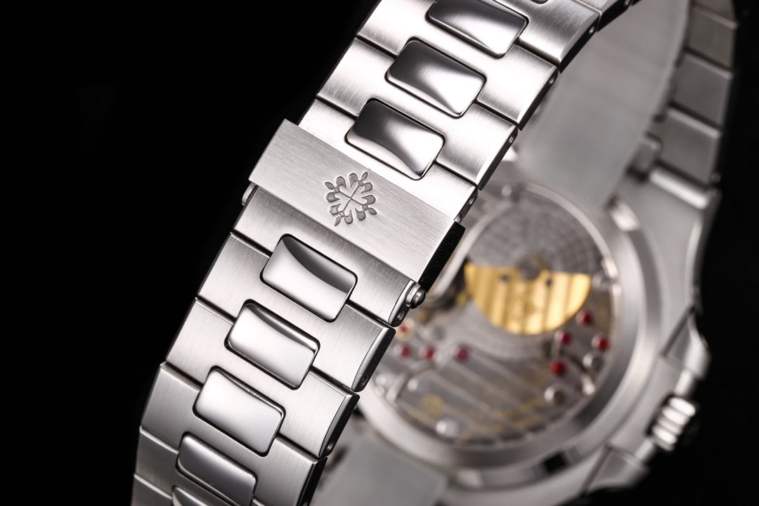Patek Philippe Nautilus 5712/1A-001 Multi functional Watch