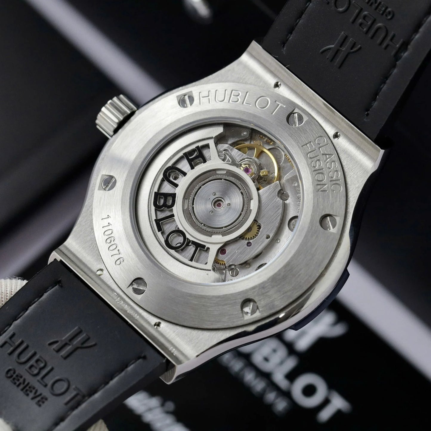 Hublot Classic Fusion Bracelet Full Degree Diamond Moissanite Blue Watch