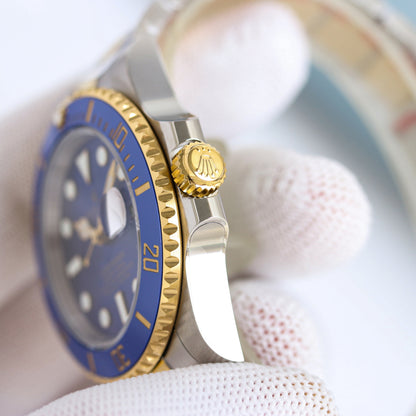 Rolex Perpetual Date Submariner Wrist Watch