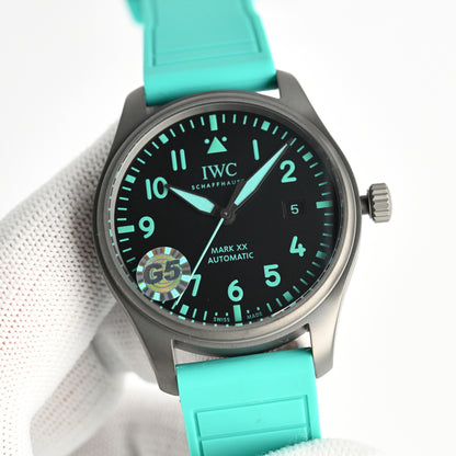 IWC PILOT'S WATCHES Mercedes-AMG PETRONAS Formula One™ Team IW328210