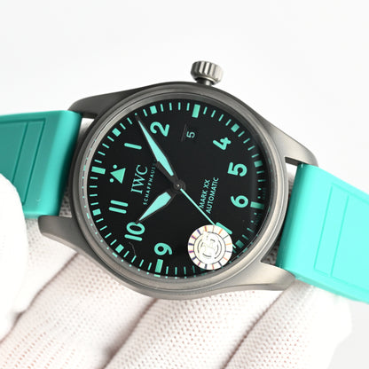 IWC PILOT'S WATCHES Mercedes-AMG PETRONAS Formula One™ Team IW328210