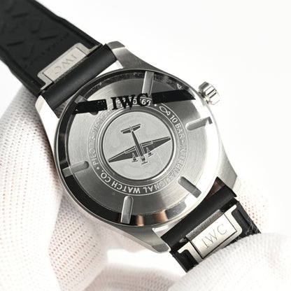 IWC PILOT'S WATCHES Mercedes-AMG PETRONAS Formula One™ Team IW328210