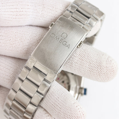 Omega Seamaster Universe Men's Chronograph Watch