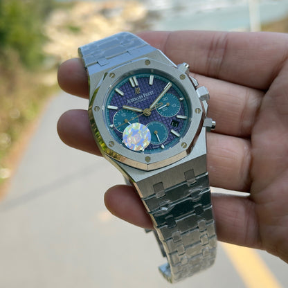 Audemars Piguet Royal Oak Chronograph Luminous Wrist Watch