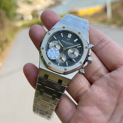 Audemars Piguet Royal Oak Chronograph Luminous Wrist Watch