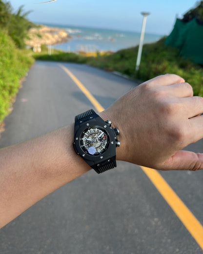 Hublot Lightweight Rubber Strap Watch