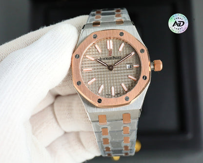 Audemars Piguet Royal Oak Quartz Wrist Watch for Women
