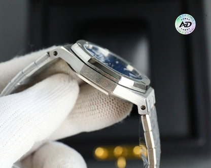 Audemars Piguet Royal Oak Quartz Wrist Watch for Women